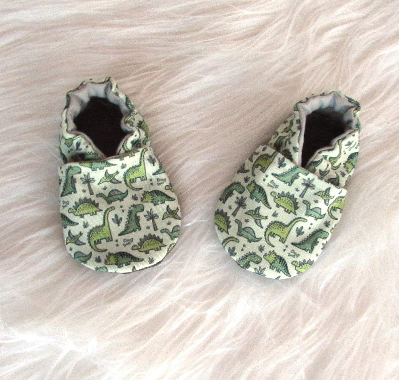Soft Sole, Vegan Newborn Shoes That Don't Fall Off