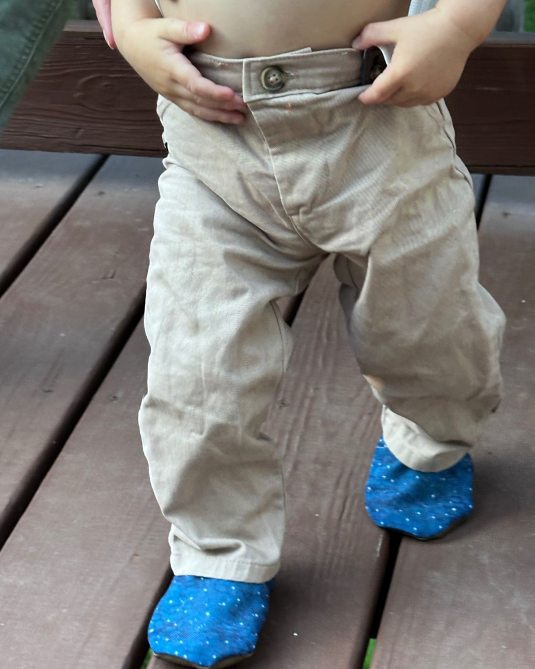 Lifestyle photo: Limited edition Summer Nights eco-canvas Cabooties baby shoes