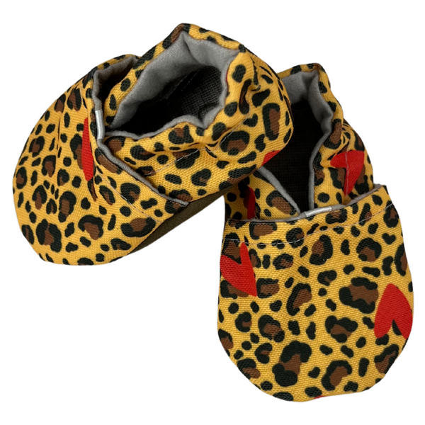 Cheetah print baby online shoes